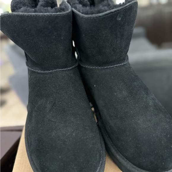 UGG black booties - Picture 5 of 7